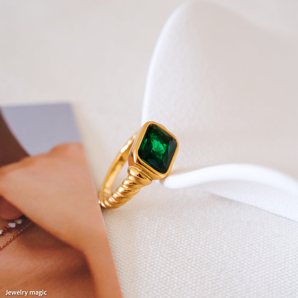 Rectangle synthetic emerald ring, Chunky gold green stone ring, Gifts for her