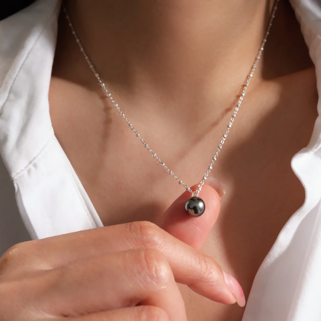 Silver Tahitian necklace, Chic Bridesmaid gifts, 8mm Dark gray pearls, Gifts for her