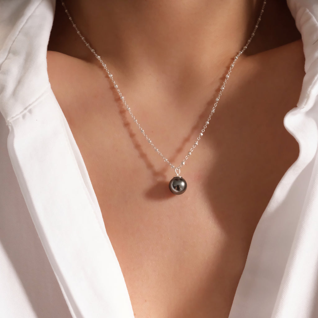 Dainty Gray Tahitian Pearl necklace, Silver Tahitian necklace, Chic Bridesmaid gifts, 8mm Dark gray pearls, Gifts for her