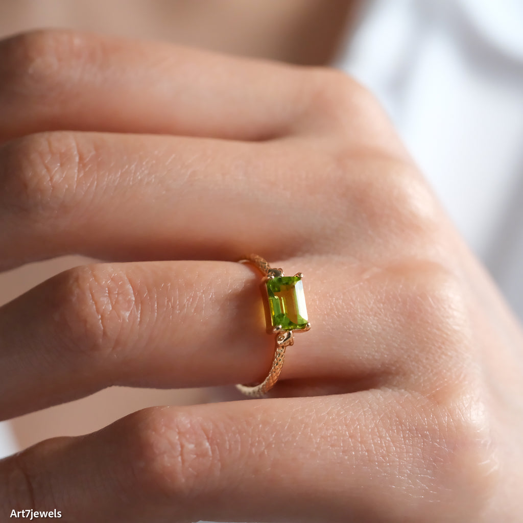 Genuine green peridot ring, Minimalist gold ring, August birthstone, Silver Ring, Gifts for her