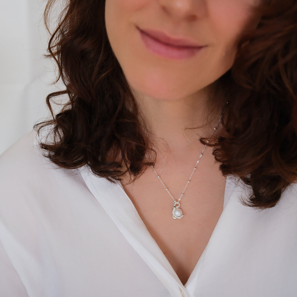 Freshwater pearl necklace, Natural pearl necklace, Flowing Silver Necklace, Gift for her