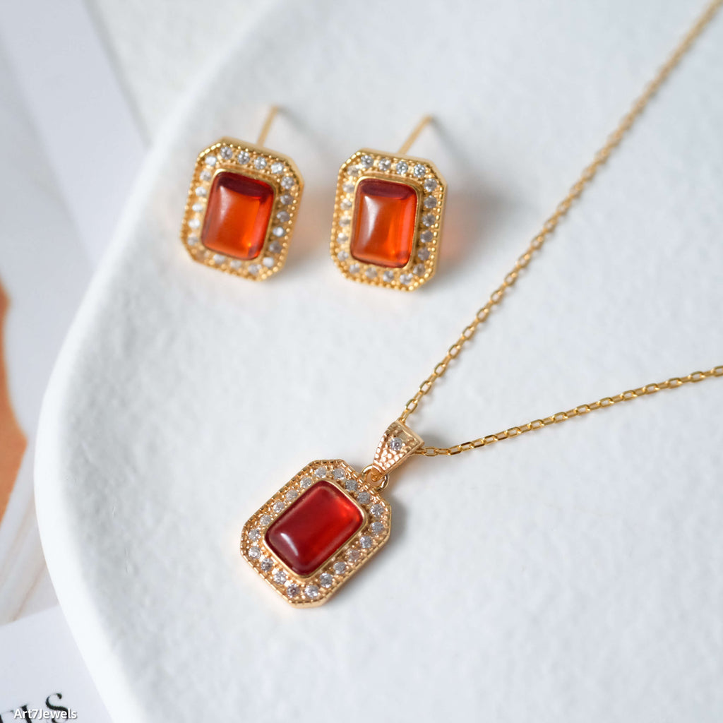 Carnelian necklace