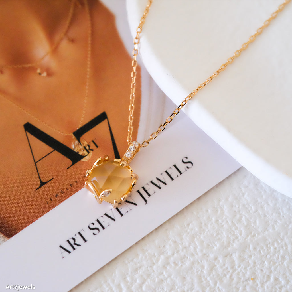 Elegante citrine pendant