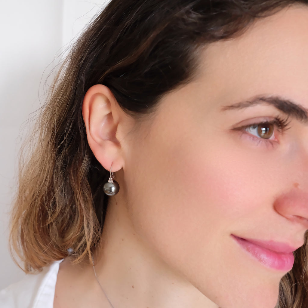 12mm black pearl earrings, Tahitian pearl, Gray pearl earrings, Bridesmaid earrings, Cool earrings, 925s Silver earrings,  Wedding gift