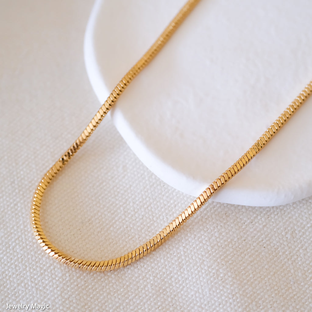 Chunky herringbone necklace