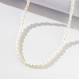 Pearls choker
