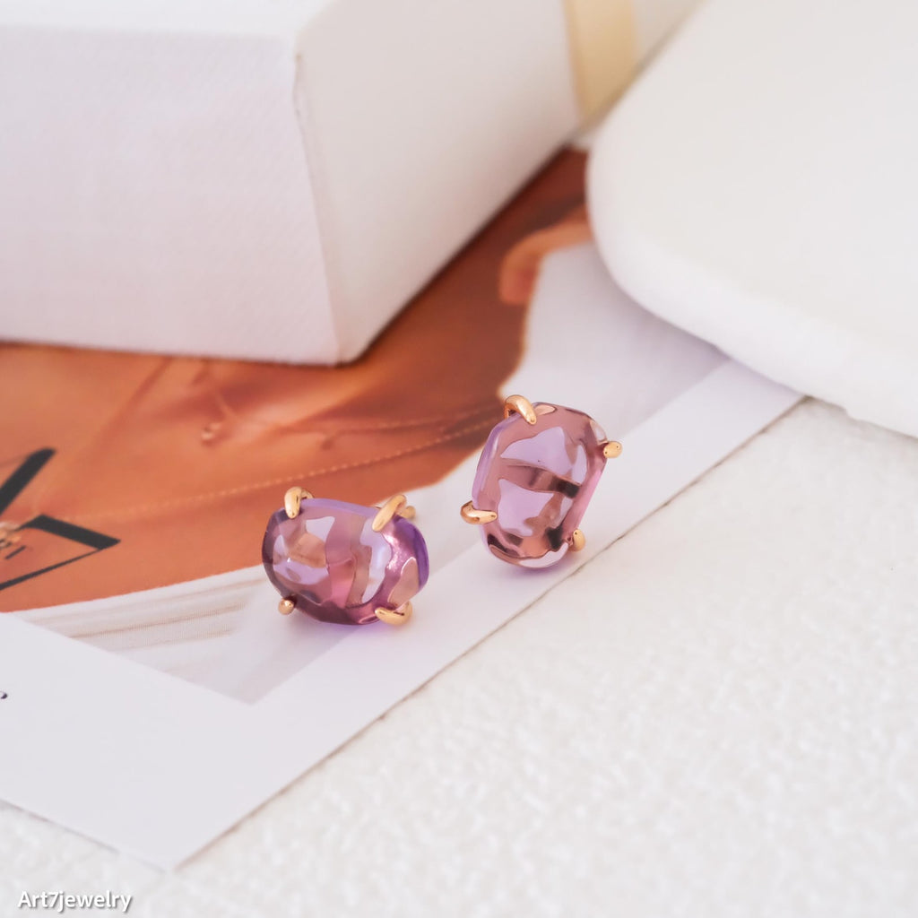 Gold purple irregular amethyst stud earrings