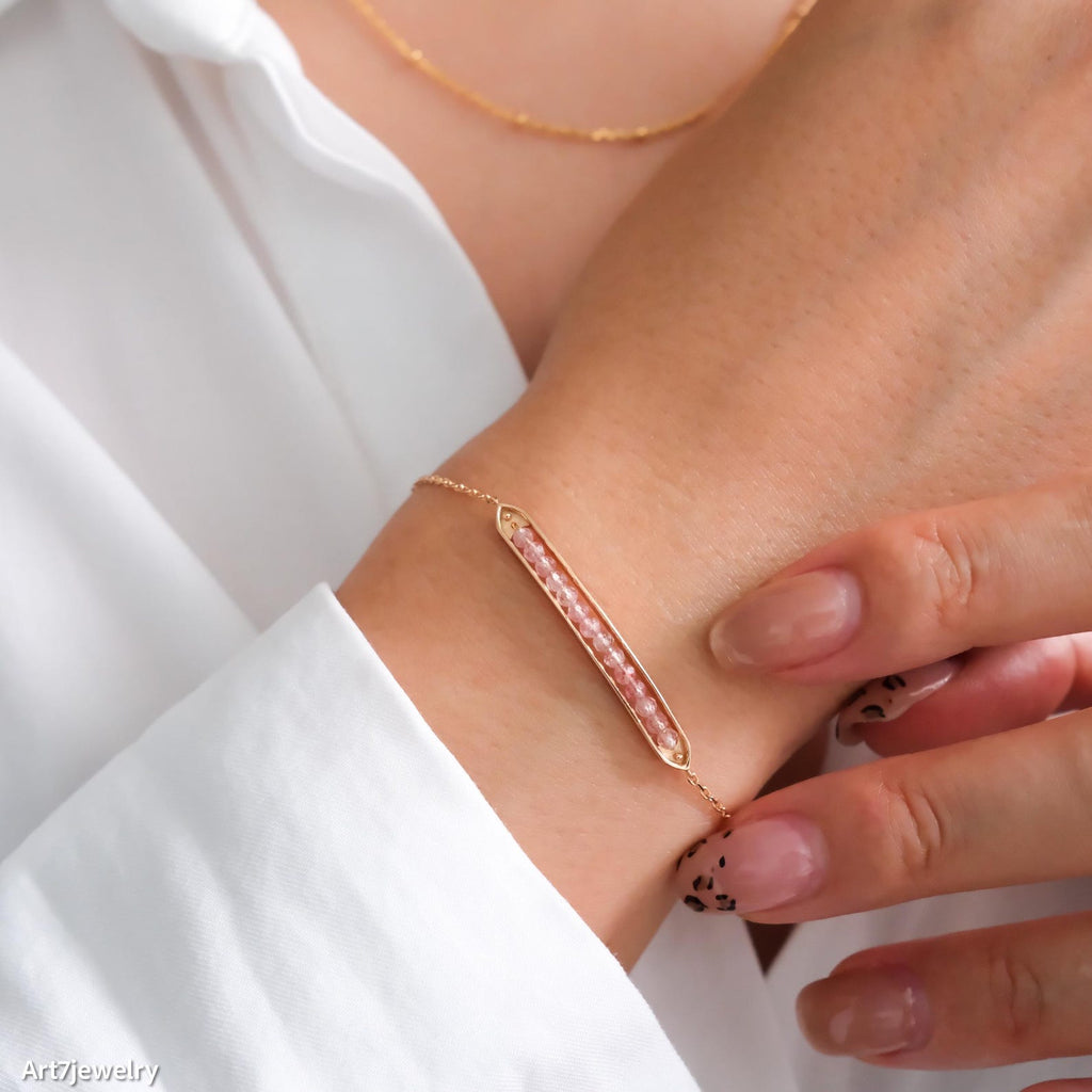 Gold rose quartz bracelet