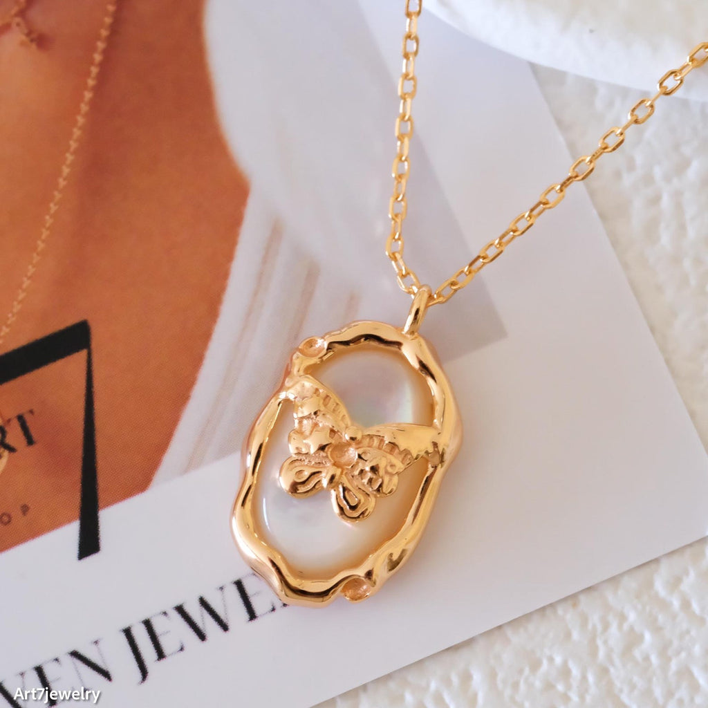 Mother of Pearl Butterfly necklace, Natural pearl necklace, Gold Butterfly Necklace, Gift for her