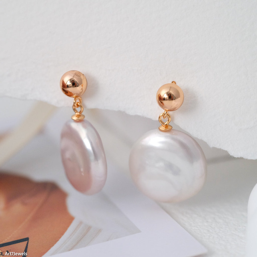 Baroque pearl earrings
