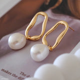 pearls hoop earrings