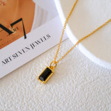 Collar de ónix negro baguette