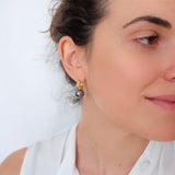 Pendientes de perlas grises
