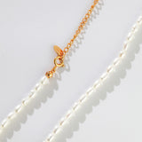 Pearls choker